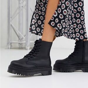 Dr. Martens Vegan Jadon II Mono Platform Boots – Black – Size 7